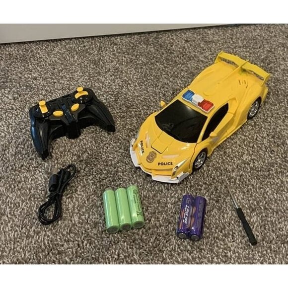 New Remote Control Car - 2 in 1 Transform Car Robot, One Button Deformation - Picture 1 of 4